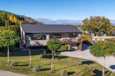 Photo of property in 27 Fraser Street, Clyde, 9330