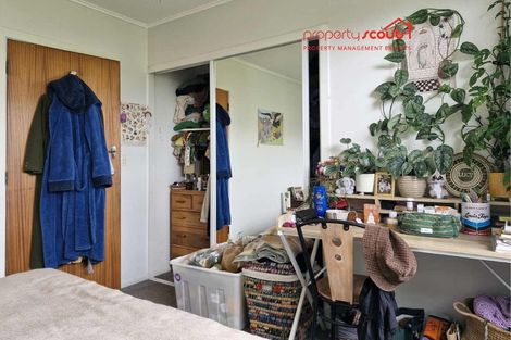 Photo of property in 119 Pioneer Road, Moturoa, New Plymouth, 4310
