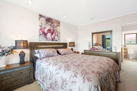 Photo of property in 143 Dixon Street, Masterton, 5810