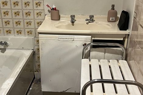 Photo of property in 15 John Walker Drive, Manurewa, Auckland, 2102