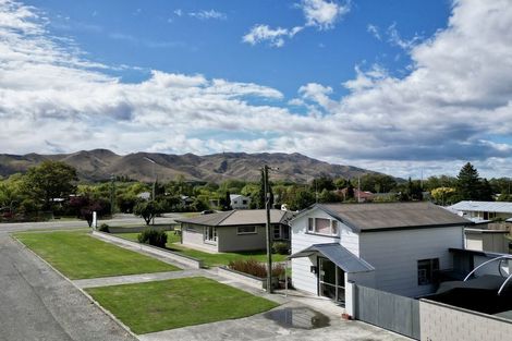 Photo of property in 85 Bledisloe Street, Kurow, 9435