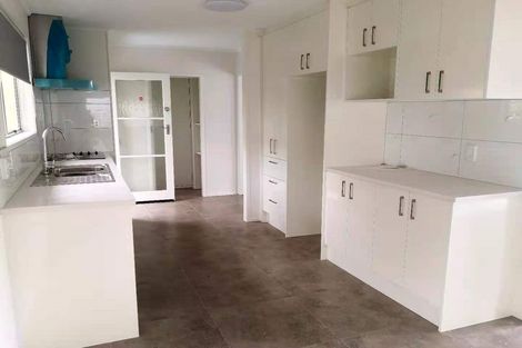 Photo of property in 33 Leo Street, Glen Eden, Auckland, 0602