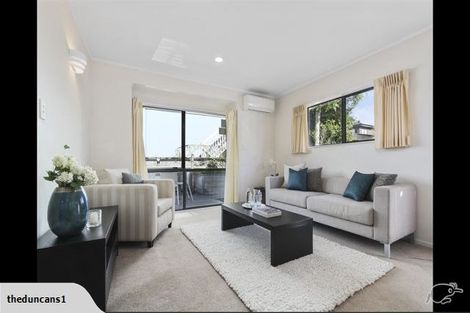 Photo of property in 4/26 Inverness Road, Browns Bay, Auckland, 0630