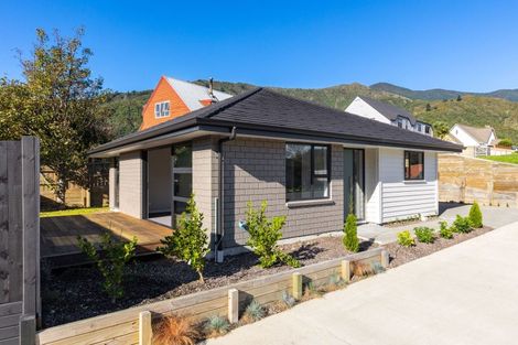Photo of property in 12 Discovery Way, Waikawa, Picton, 7220