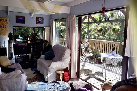 Photo of property in 5 Opahi Bay Road, Mahurangi West, Warkworth, 0983