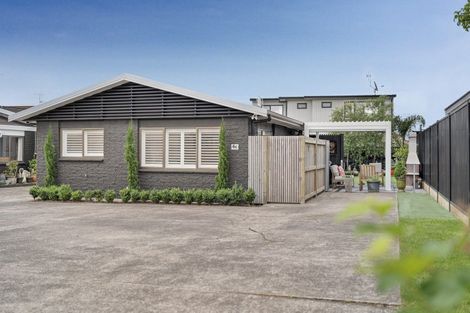 Photo of property in 6 Terrace Avenue, Mount Maunganui, 3116