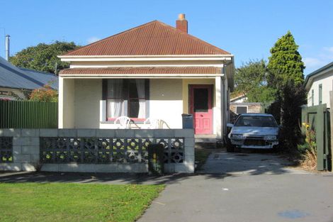 Photo of property in 10 Defoe Place, Waltham, Christchurch, 8023