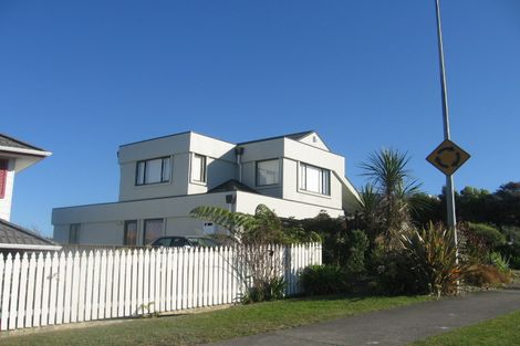Photo of property in 42 Joseph Banks Drive, Whitby, Porirua, 5024