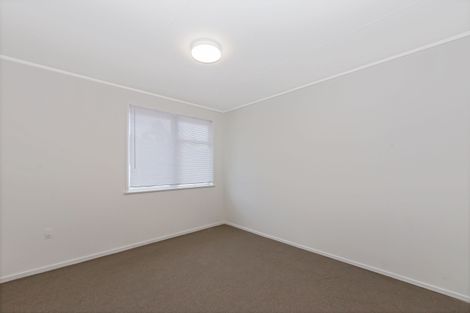 Photo of property in 38 Lanigan Street, Birkdale, Auckland, 0626