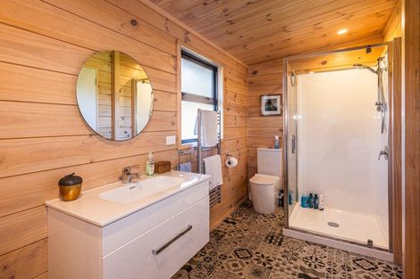 Photo of property in 18 Kaitieke Road, Raurimu, Owhango, 3990