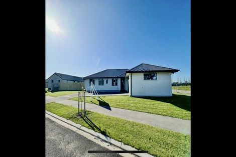 Photo of property in 49 Suffolk Drive, Kirwee, 7571
