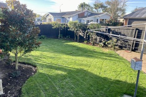 Photo of property in 50 Chipping Lane, Redwood, Christchurch, 8051
