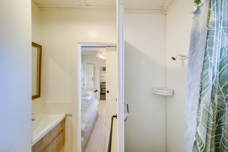 Photo of property in 10 Moori Road, Waimarama, 4294