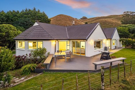 Photo of property in 274 Valley Road, Paraparaumu, 5032