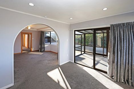 Photo of property in 32 Awamoa Road, Holmes Hill, Oamaru, 9401