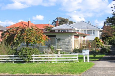 Photo of property in 1/11 Beaumonts Way, Manurewa, Auckland, 2102
