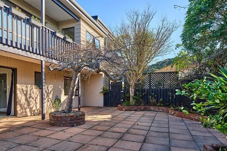 Photo of property in 25 Longitude Place, Whitby, Porirua, 5024