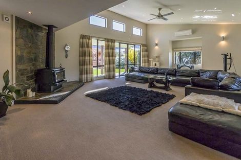 Photo of property in 4 Ryalls Way, Lake Hawea, Wanaka, 9382