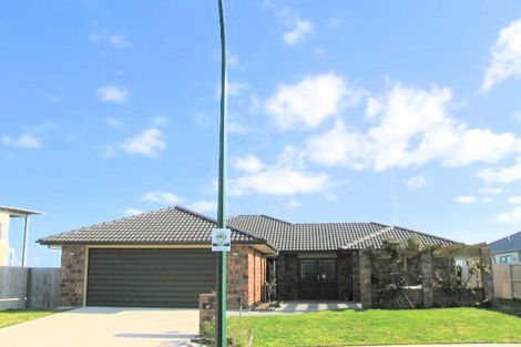Photo of property in 21 Nicole Place, Papamoa Beach, Papamoa, 3118