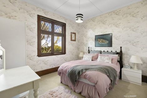 Photo of property in 37 Karepa Street, Brooklyn, Wellington, 6021