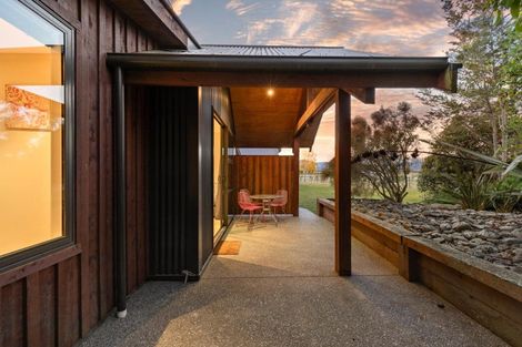 Photo of property in 32 Sarahs Hill, Hahei, Whitianga, 3591