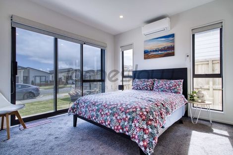 Photo of property in 17 Ta Moko Drive, Gulf Harbour, Whangaparaoa, 0930