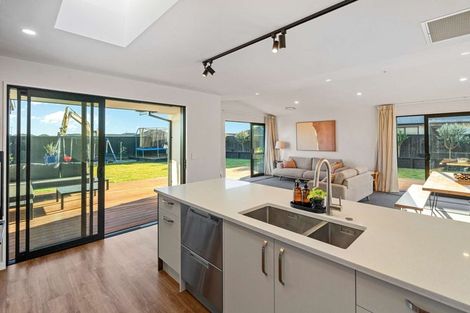 Photo of property in 11 Chris Drive, Rolleston, 7614