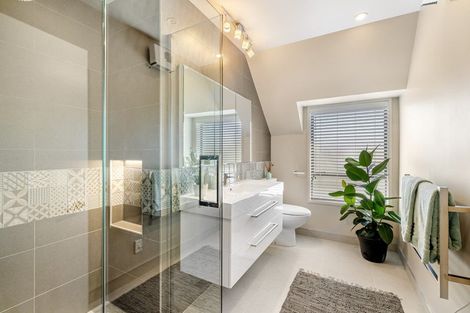 Photo of property in 22a Crosdale Place, Burnside, Christchurch, 8042