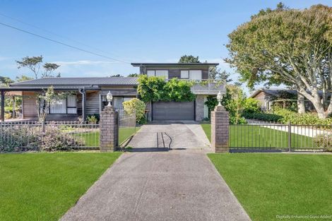 Photo of property in 27 Donnelly Street, Oakura, 4314