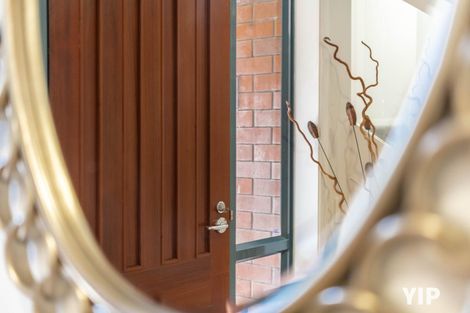 Photo of property in 17a Simla Crescent, Khandallah, Wellington, 6035