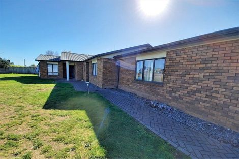 Photo of property in 1 Strathmore Drive, Rototuna, Hamilton, 3210
