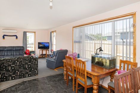 Photo of property in 12 Byron Street, Te Hapara, Gisborne, 4010