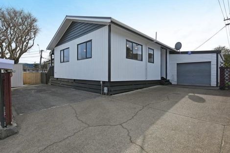 Photo of property in 126 Hewer Crescent, Naenae, Lower Hutt, 5011