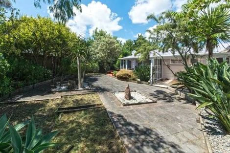 Photo of property in 6 Edgewood Way, Henderson, Auckland, 0612