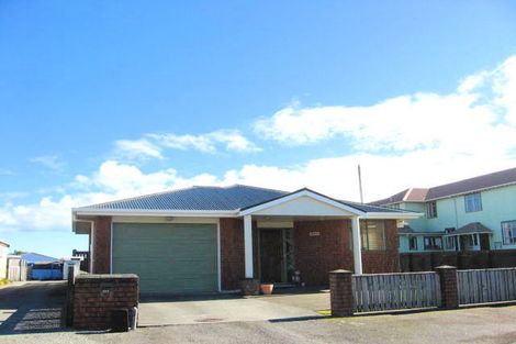 Photo of property in 20 Tasman Street, Greymouth, 7805
