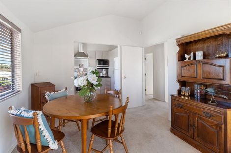 Photo of property in 2b Hall Avenue, Mangere, Auckland, 2022