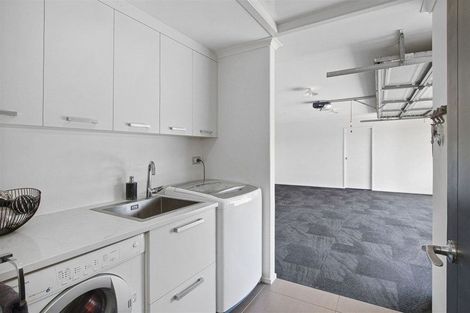 Photo of property in 8 Millbrook Drive, Waiuku, 2683