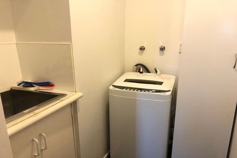 Photo of property in 14u2 Harriett Street, Thorndon, Wellington, 6011