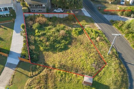 Photo of property in 99 Town Point Road, Maketu, 3189
