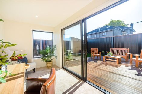 Photo of property in 145b Cook Street, West End, Palmerston North, 4410