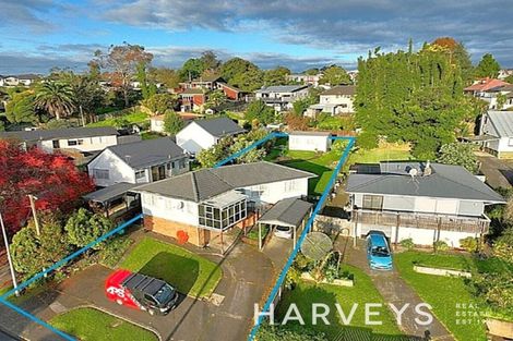 Photo of property in 74 Vodanovich Road, Te Atatu South, Auckland, 0610