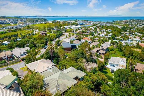 Photo of property in 2/194 Glenvar Road, Torbay, Auckland, 0630