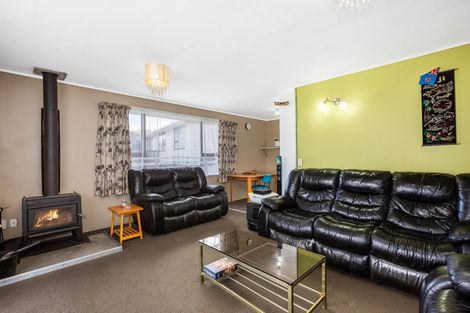 Photo of property in 30 Owhiti Street, Titahi Bay, Porirua, 5022
