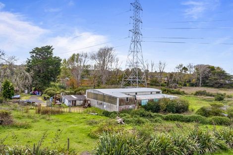 Photo of property in 7 Main Road, Kumeu, 0810
