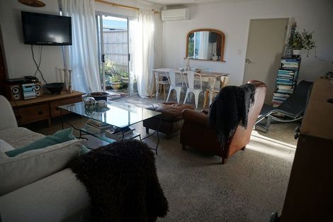 Photo of property in 924c Papamoa Beach Road, Papamoa Beach, Papamoa, 3118
