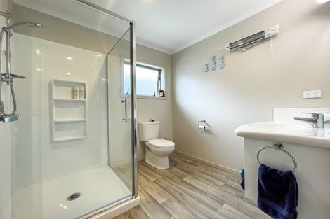 Photo of property in 50u2 Banbury Crescent, Fairfield, Hamilton, 3214