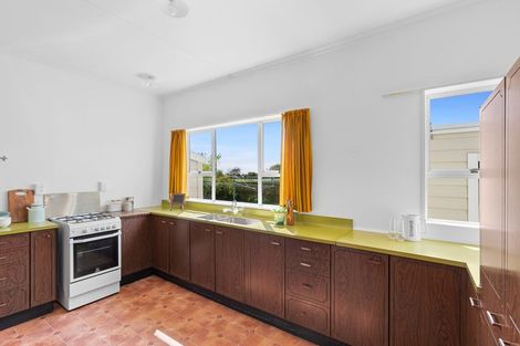 Photo of property in 30 Victoria Street, Levin, 5510