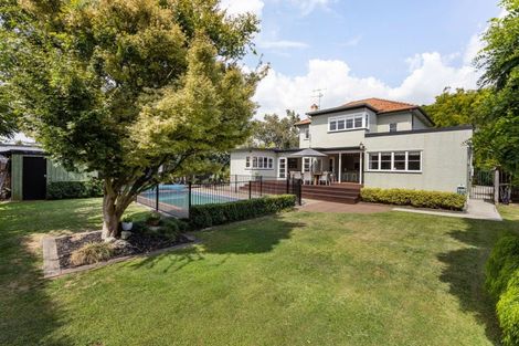 Photo of property in 14 Maeroa Road, Beerescourt, Hamilton, 3200