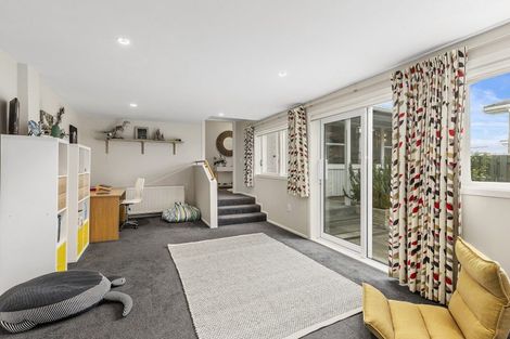 Photo of property in 11 Madison Place, Miramar, Wellington, 6022