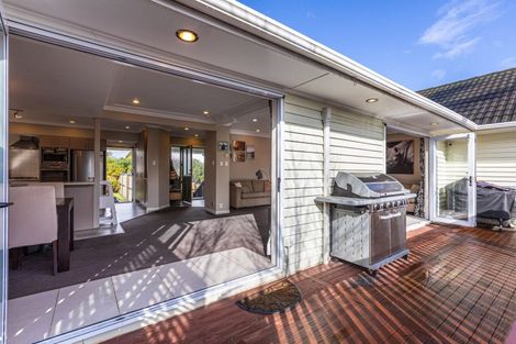 Photo of property in 4 Red Hill Road, Red Hill, Papakura, 2110